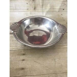 The Wilton Co Scalloped Edge Bowl, 10", Euc‎